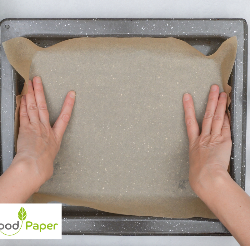 What is the difference between baking paper and greaseproof paper?